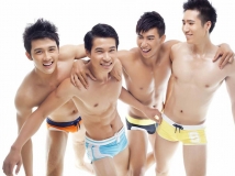 ����ɫ������ ˧���ڼ�����˽����